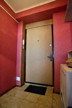 Cozy inexpensive apartment near the metr, Москва - квартира подобово