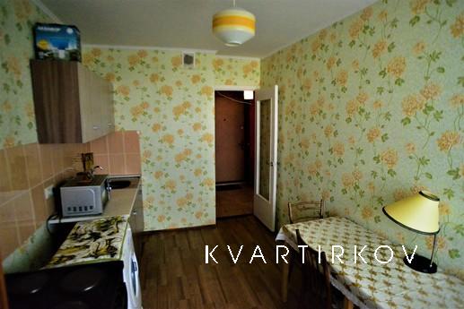 Cozy inexpensive apartment near the metr, Москва - квартира подобово