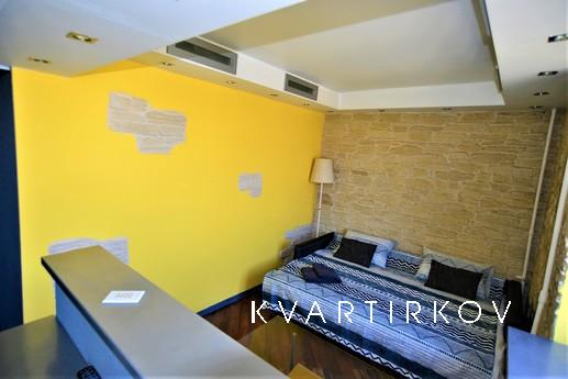 Loft style near the subway! Is free!, Moscow - apartment by the day