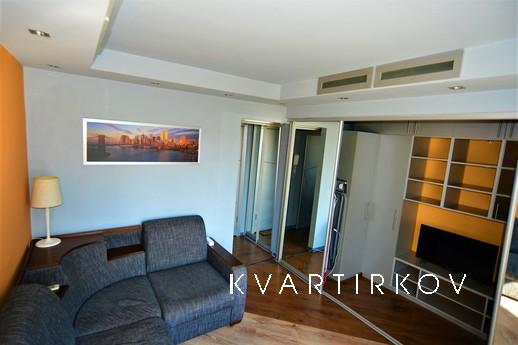 Loft style near the subway! Is free!, Moscow - apartment by the day