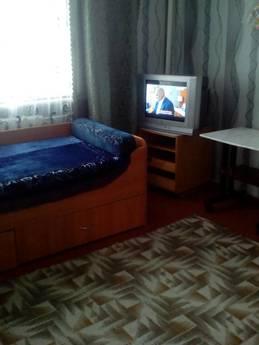 Сдам жилье АКЗ, Бердянск - квартира посуточно