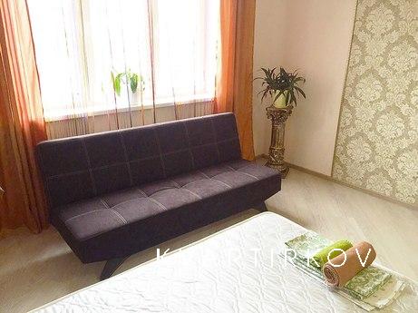 Cozy 1-bedroom apartment in the center, Krasnodar - apartment by the day