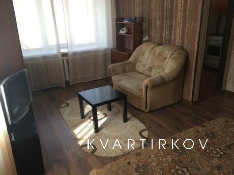 1 комнатная квартира посуточно, Тюмень - квартира посуточно