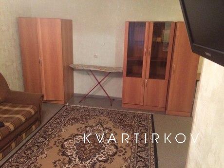 1 комнатная квартира посуточно, Тюмень - квартира посуточно