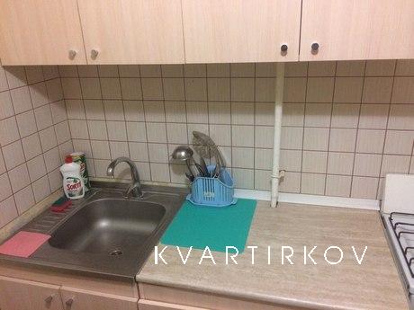 1 комнатная квартира посуточно, Тюмень - квартира посуточно