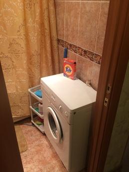 1 комнатная квартира посуточно, Тюмень - квартира посуточно