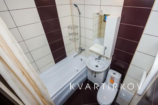 Посуточно Холодильная 14, Тюмень - квартира посуточно