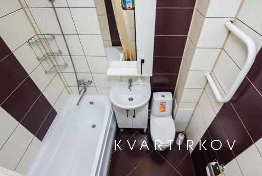 Посуточно Холодильная 14, Тюмень - квартира посуточно