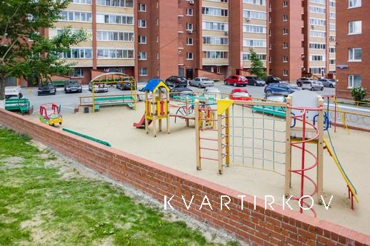 Посуточно Холодильная 14, Тюмень - квартира посуточно