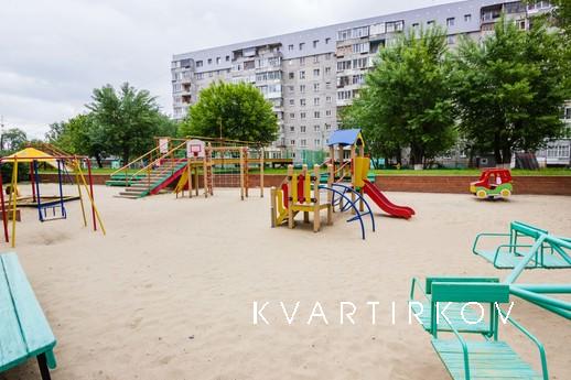 Посуточно Холодильная 14, Тюмень - квартира посуточно