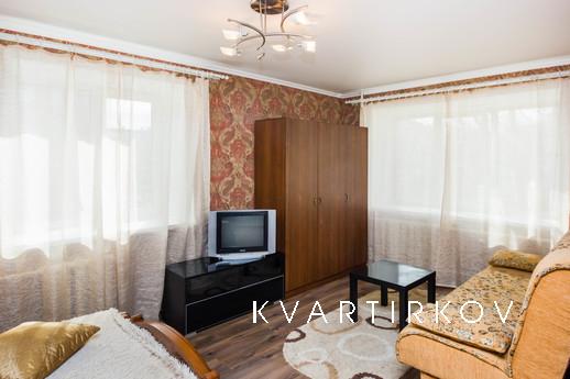 Посуточно 50 лет октября 51, Тюмень - квартира посуточно