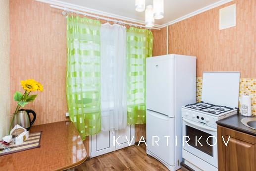 Посуточно 50 лет октября 51, Тюмень - квартира посуточно