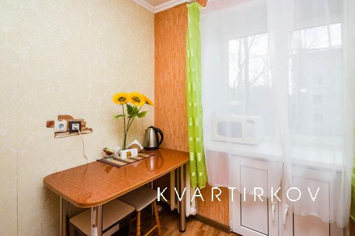 Посуточно 50 лет октября 51, Тюмень - квартира посуточно