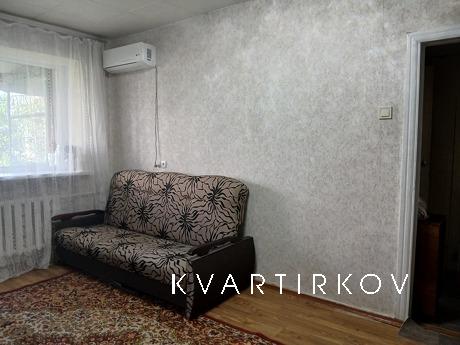 Сдаётся 1 к на Парковой18.тел, Черноморск (Ильичевск) - квартира посуточно