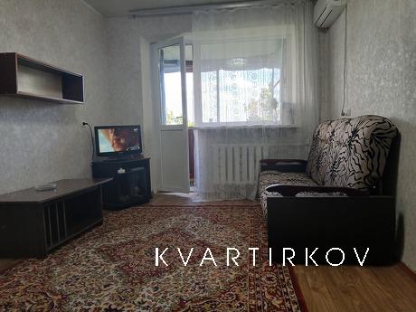 Сдаётся 1 к на Парковой18.тел, Черноморск (Ильичевск) - квартира посуточно