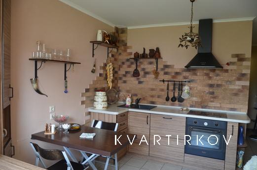 1к.кв ЮМР пр. Чекистов 6/14бл 40/20/10 Квартира с хорошим ре