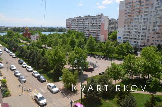 1 комнатная квартира пр Чекистов, Краснодар - квартира посуточно