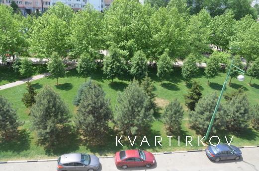 1 комнатная квартира пр Чекистов, Краснодар - квартира посуточно