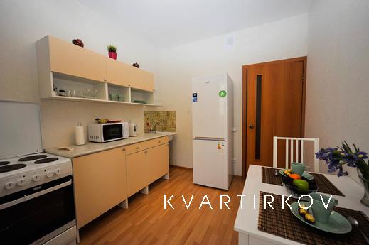 Careful one-bedroom apartment, Yekaterinburg - apartment by the day
