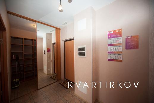 Просторные однокомнатные апартаменты, Екатеринбург - квартира посуточно