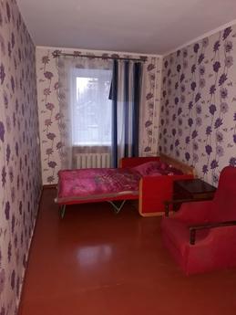 3 комнатная квартира в аренду, Бердянск - квартира посуточно