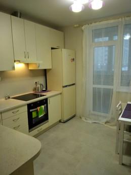 Rent one-room apartment on the street. Vyacheslav Chernovol 