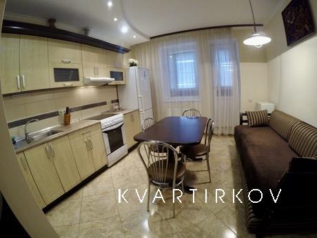 Просторі апартаменти в ЖК Голосієво, Київ - квартира подобово