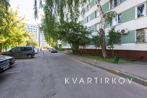 Квартира у метро Отрадное, Москва - квартира посуточно