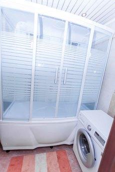 2-комнатная квартира посуточно, Тюмень - квартира посуточно