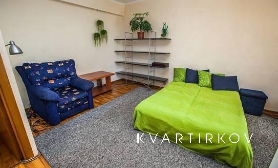 Квартира стандарт-класса, сделан хороший косметический ремон