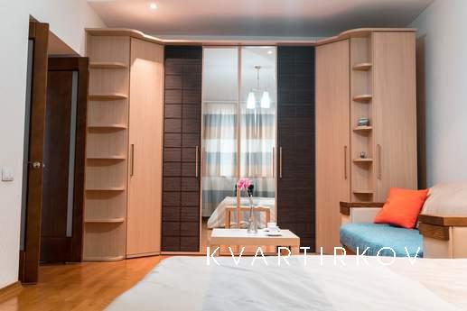 Посуточно Новомостовая 8 (73) 7 этаж, Уфа - квартира посуточно