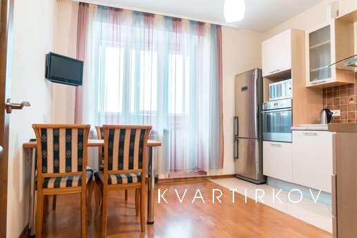 Посуточно Новомостовая 8 (73) 7 этаж, Уфа - квартира посуточно