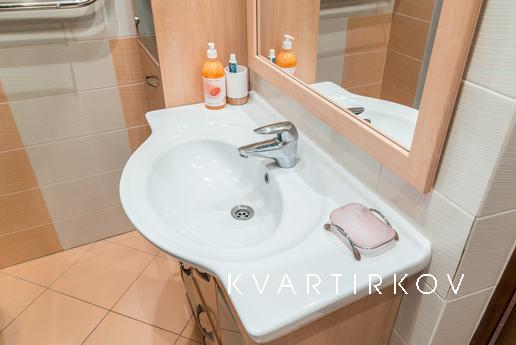 Посуточно Новомостовая 8 (73) 7 этаж, Уфа - квартира посуточно