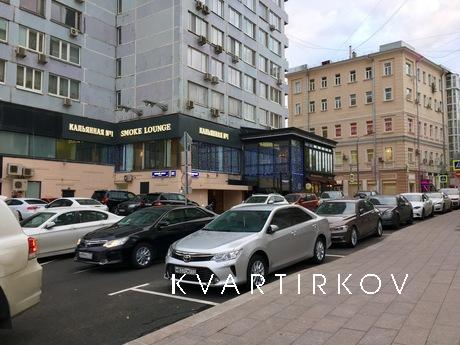 Великолепная двухкомнатная квартира на Новом Арбате — это ме