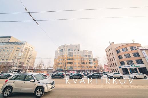 Посуточно Цюрупы 76 (81)7 этаж, Уфа - квартира посуточно