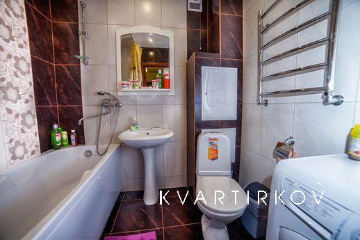 Daily Sredne-Lermontovskaya 8, Смоленськ - квартира подобово