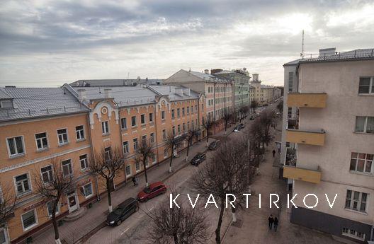 Посуточно Коммунистическая 5, Смоленск - квартира посуточно