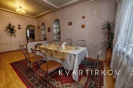 Посуточно Коммунистическая 5, Смоленск - квартира посуточно