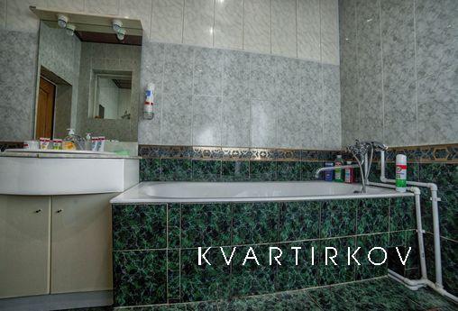 Посуточно Коммунистическая 5, Смоленск - квартира посуточно