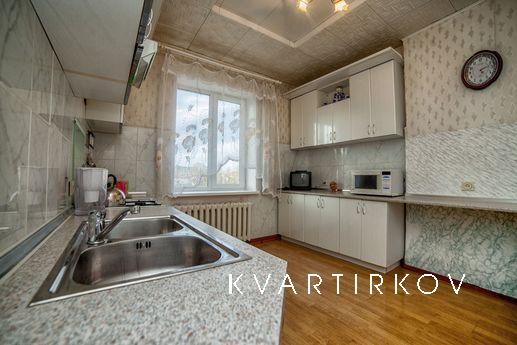 Посуточно Коммунистическая 5, Смоленск - квартира посуточно