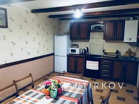 Rooms for rent near the castle, Mukacheve - apartment by the day
