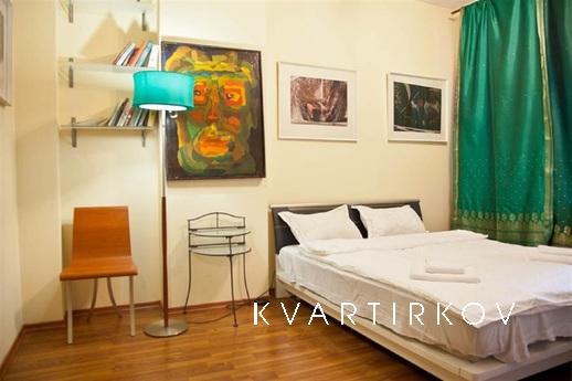 Великолепная трехкомнатная квартира в кирпичном доме в 5 мин