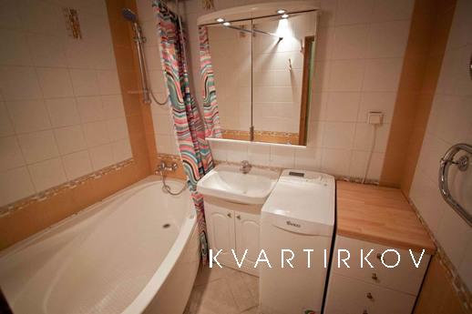 Большая двухкомнатная квартира в центре, Москва - квартира посуточно