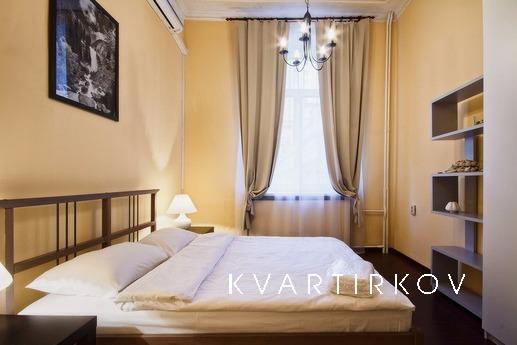 Отличная 2-х комнтаная квартиа с евро ремонтом , от метро 4-