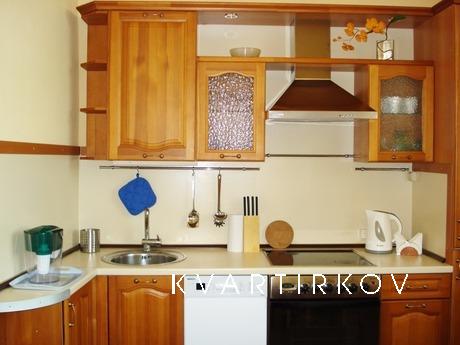 Посуточно 024 6-Садовая-Триумфальная 4/1, Москва - квартира посуточно