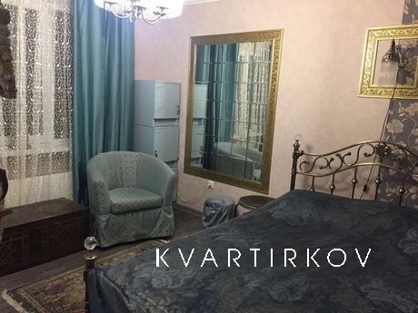 Cozy, fresh 2 bedroom apartment. There is everything necessa