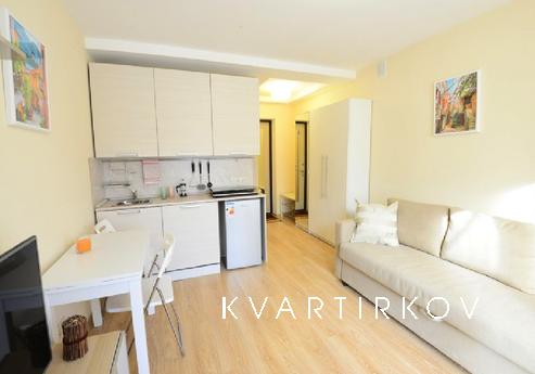 Прекрасная студия для проживания! 
15 минут пешком до м. Туш