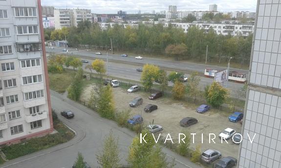 Уютная, теплая квартира на пр. Победы, Челябинск - квартира посуточно