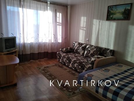 Уютная, теплая квартира на пр. Победы, Челябинск - квартира посуточно