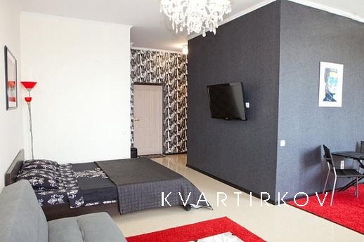 Новый дом, хороший ремонт. Рядом находятся автовокзал, супер